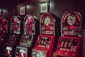 Зеркало Casino Almaz